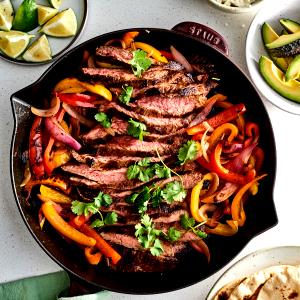 2 pieces Complete Skillet Meals - Sizzling Steak Fajitas