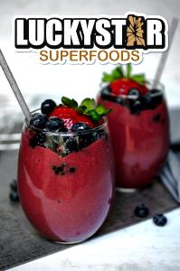 2 scoops (12 oz) Superfood Shake