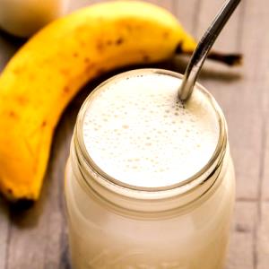 2 scoops (38 g) Banana Protein Shake