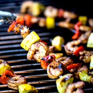 2 servings (142 g) Grilled and Skewered BBQ Shrimp