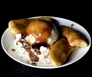 2 servings (309 g) Bananas Foster