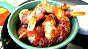 2 shrimp (144 g) Bacon Wrapped Shrimp with Monterey Jack Cheese & Jalapeno