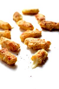 2 sticks (56 g) Cheesesticks