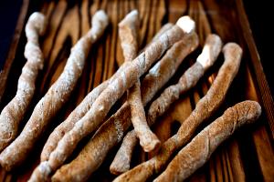 2 Sticks Whole Wheat Breadsticks