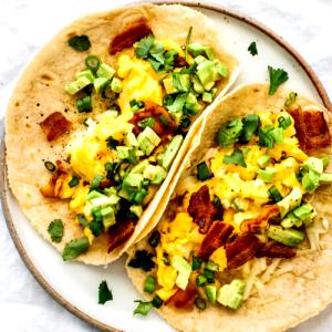 2 tacos Breakfast Tacos