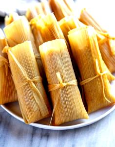 2 tamales (140 g) Chicken, Jalapeno, & Tomatillo Tamales