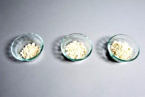 2 tbsp (1 oz) Blue Cheese Crumbles