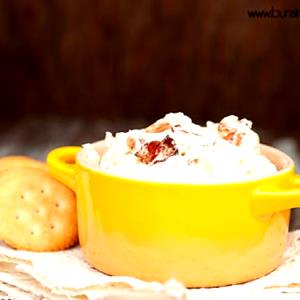 2 tbsp (25 g) Bacon Parmesan Dip