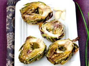 2 tbsp (27 g) Artichoke & Garlic Hummus