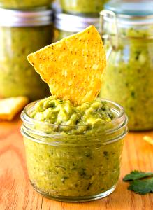 2 tbsp (30 g) Avocado Verde with Tomatillo Salsa