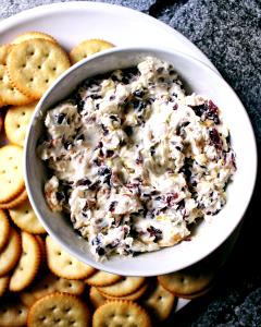 2 tbsp (30 g) Cranberry Walnut Dip