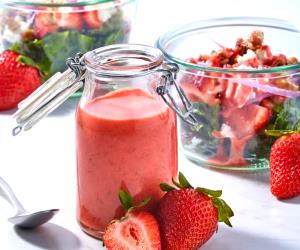 2 tbsp (30 g) Lite Strawberry Vinaigrette