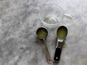 2 tbsp (31 g) Lime & Garlic Salsa