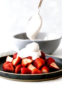 2 tbsp (7 g) Coconut Whipped Topping