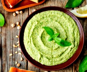 2 Tbsp Hummus, Basil Pesto