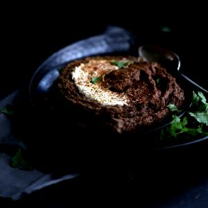2 tbsp Sweet and Spicy Black Bean Hummus