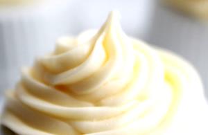 2 Tbsps Whipped Cream Cheese Flavor Frostings