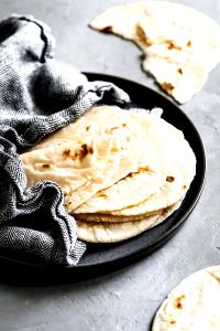 2 tortillas (50 g) Cassava Flour Tortillas