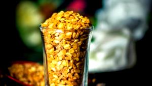 2 tsp (10 g) Namkeen Moong Dal