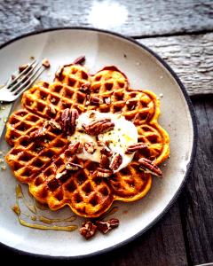 2 waffles (70 g) Pumpkin Spice Waffles