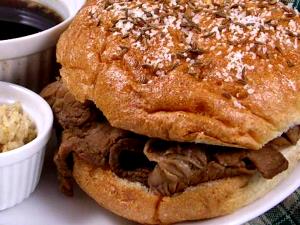 256 Grams Beef On Kimmelweck