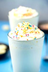 269 Grams HOT CHOCOLATE - Small - Soy Milk - White Chocolate - No Whip