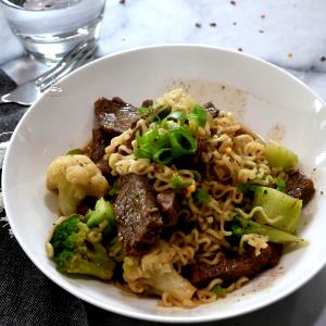 28 Grams Ramen Mix With Beef
