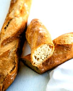 3 3/4” slice (48 g) Baguette