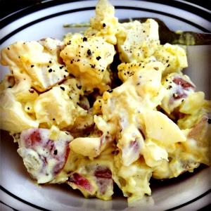 3/4 cup (140 g) Southern Style Potato Salad