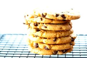 3/4 cup (26 g) Cookie Crisp Chocolate Chip Cookies & Milk Cereal