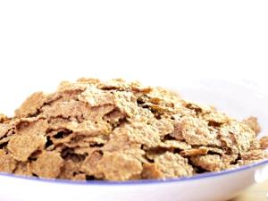 3/4 cup (30 g) Bran Flakes Cereal