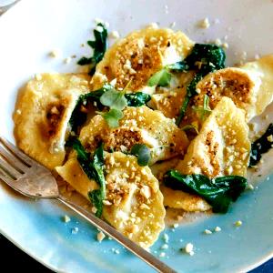 3/4 cup (65 g) Mezzaluna Ravioli