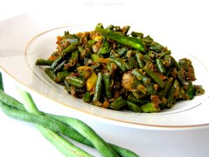 3/4 cup (85 g) Long Beans (Dow Gok)