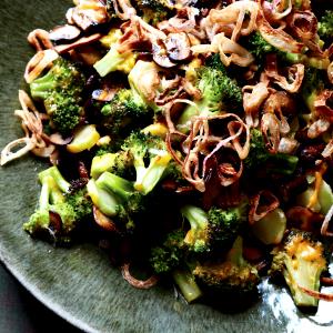 3/4 cup (85 g) SteamReady Broccoli, Onions, Mushrooms & Red Pepper
