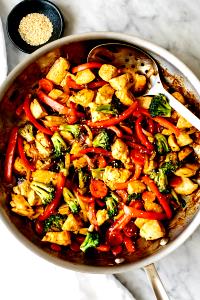 3/4 cup (85 g) The Ultimate Stir Fry