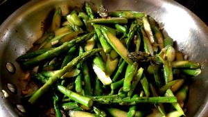 3/4 cup (85 g) Vegetable Stir Fry with Asparagus