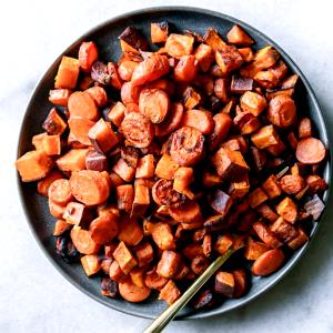 3/4 cup (86 g) Oven Roasters Sweet Potatoes, Carrots, Red Potatoes