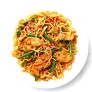 3/4 Cup Sesame Chicken Breast With Vegetable Lomein & Green Beans