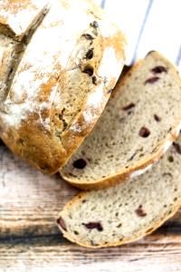 3/4 İnch Slice Olive Bread
