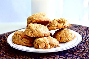 3 cookies (30 g) Caramel Cashew Cookies
