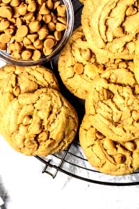 3 cookies Peanut Butter Chip Cookies