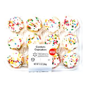3 cupcakes (71 g) White Mini Cupcakes