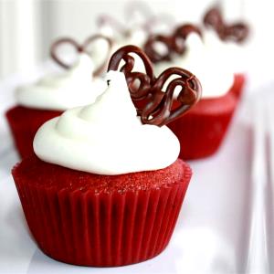 3 cupcakes (74 g) Red Velvet Cupcakes