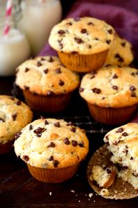 3 muffins (74 g) Chocolate Chip Muffins