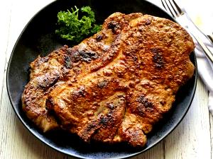 3 Oz Pork Shoulder Steaks (Boston Blade, Lean Only, Cooked, Broiled)