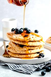 3 pancakes (106 g) Blueberry Pancakes