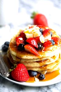 3 pancakes (113 g) Buttermilk Pancakes
