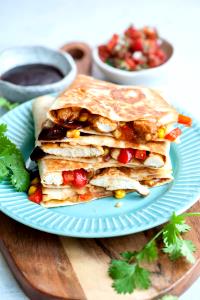3 pieces (85 g) Mini Quesadillas