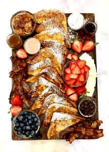 3 pieces Fabulous French Toast Platter