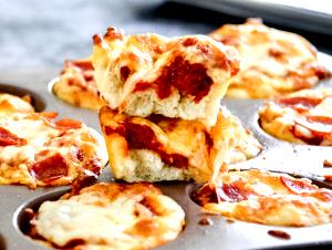 3 pieces Pizza Bites